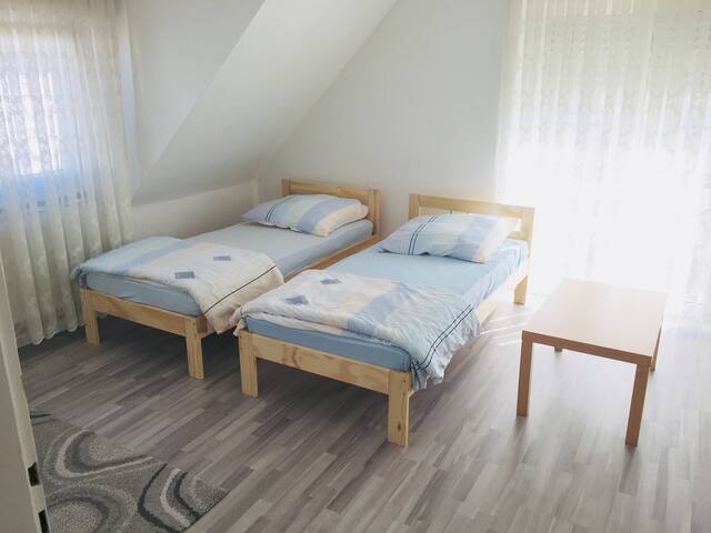 Gemütliches Zimmer nähe Stuttgart/Messe/Flughafen