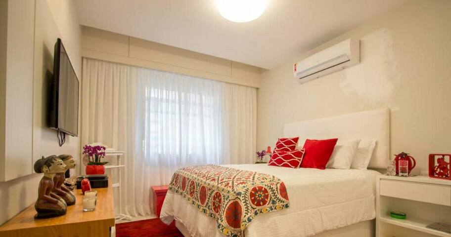 Copa perfeito moderno c/vaga esq.da praia! Amei