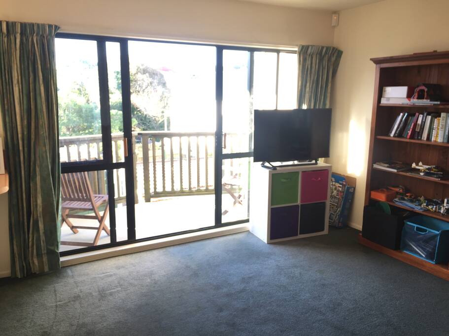 Lounge and balcony