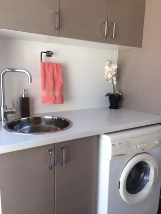 Laundry
Front Loader Machine