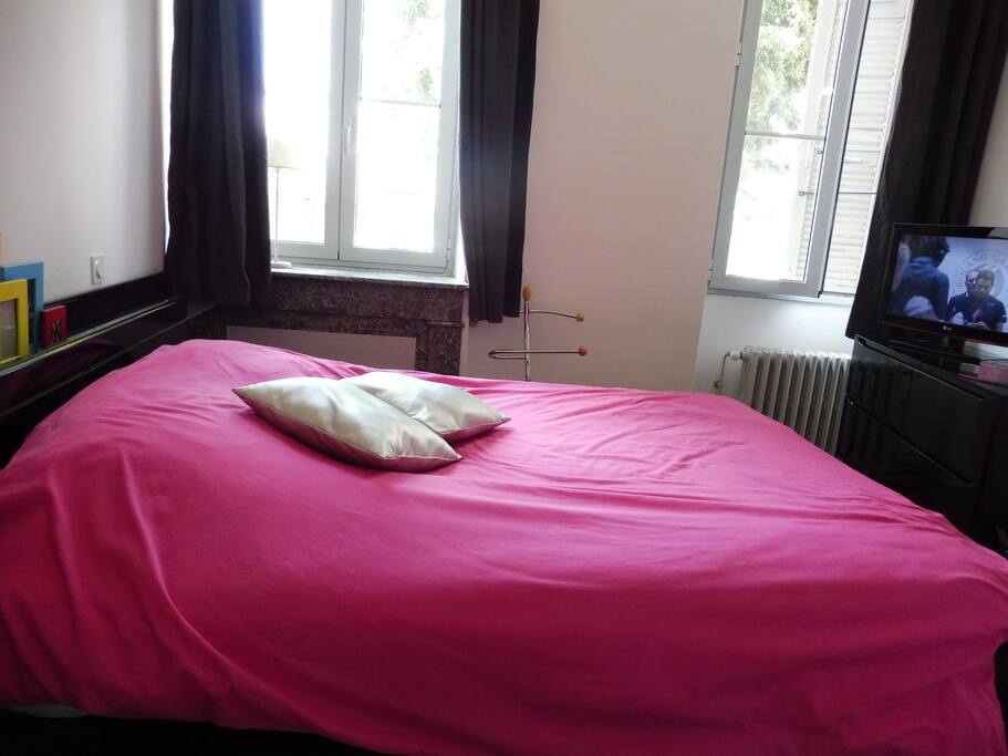 La chambre avec télé