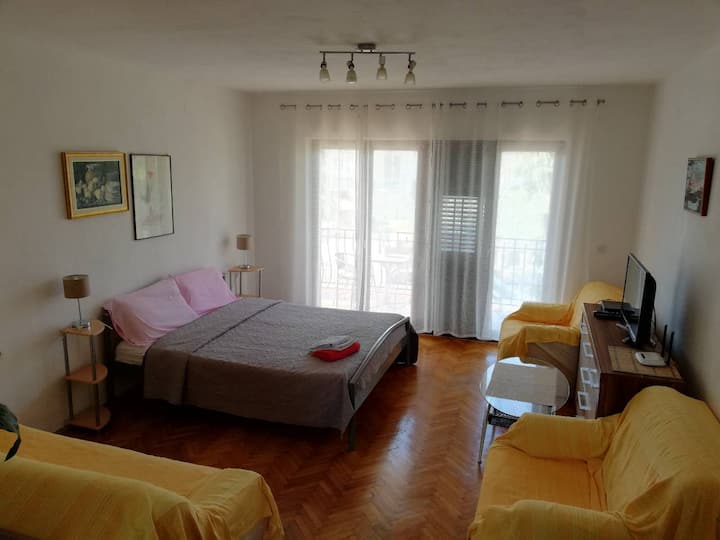 apartman goga in the quite part