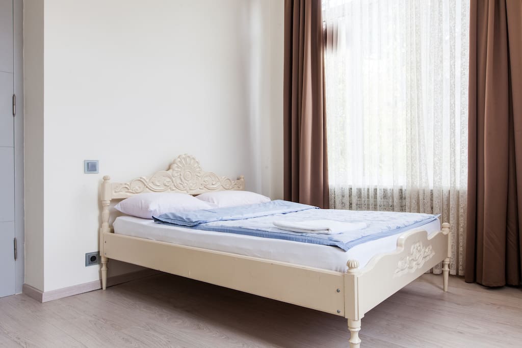Bedroom #1