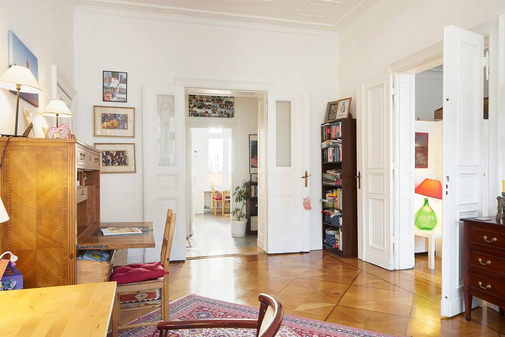 2nd living room, study with.../ 2. Wohnzimmer, Arbeitszimmer mit...