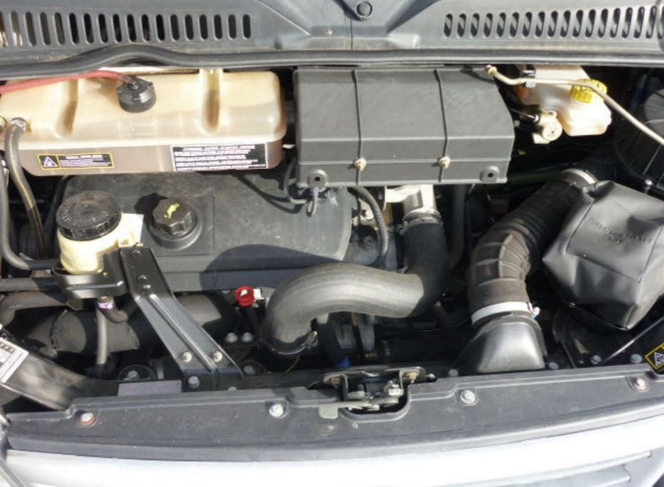 The Turbo Diesel 2,3 ltr motor is newly serviced and in top condition