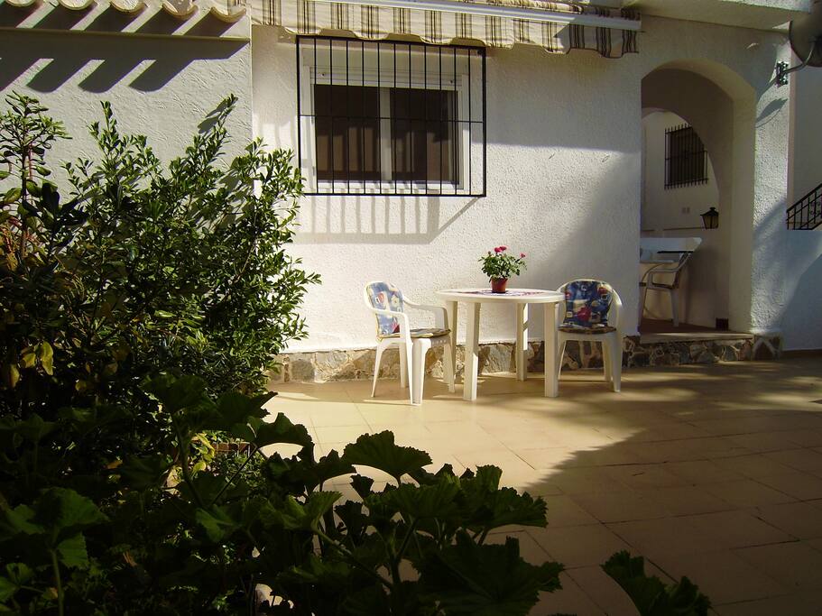 garden, BBQ
