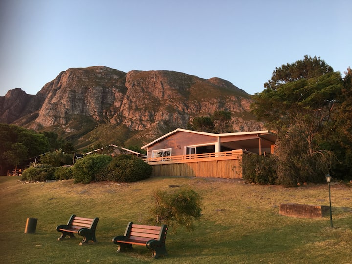 Lagoon Edge Estate, Hermanus Houses for Rent in Hermanus, Western