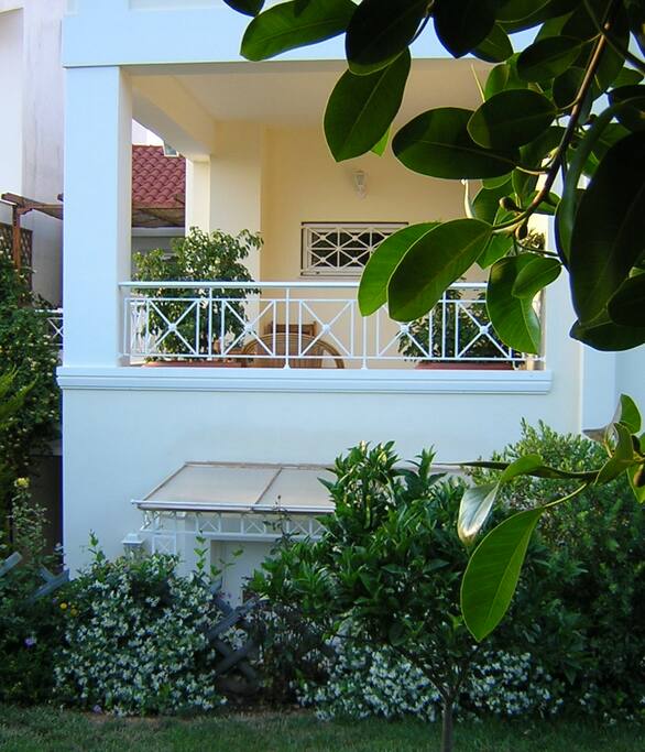 Ground floor patio 1