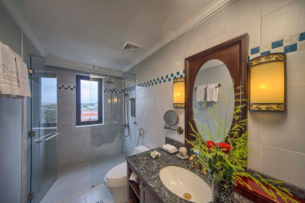 Junior suite town view room