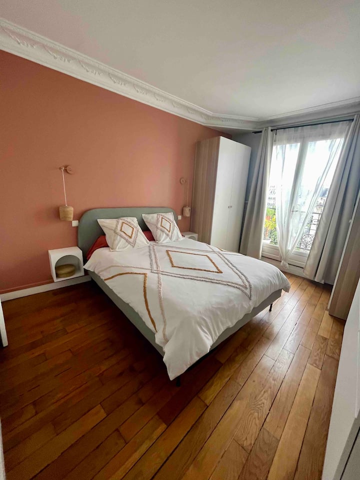 Habitación de los padres con ducha