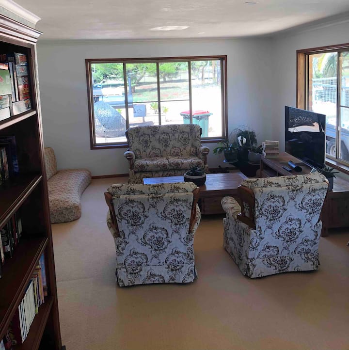 Beautiful Acreage With Valley Veiws - Kingaroy