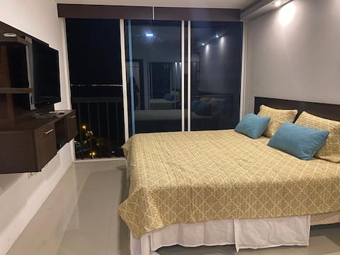 Sea view and private beach, deluxe!