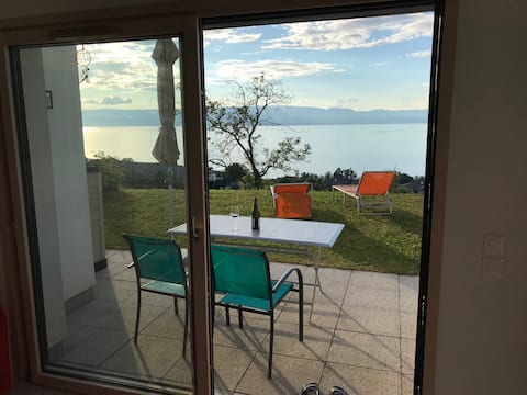40 m2 T2 apartment with panoramic lake view