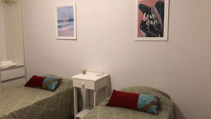 غرفة النوم 1