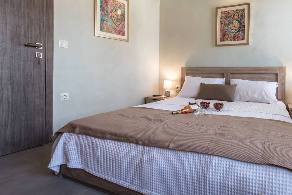 Master Bedroom - A/C