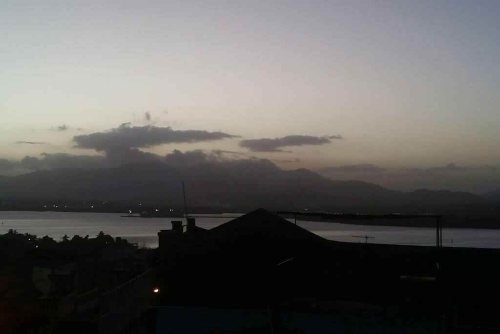 Vista del anochecer desde Casa la terraza Yomayka