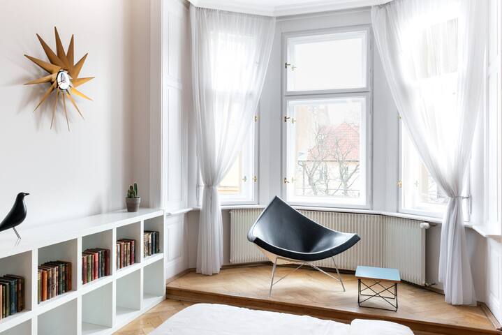 Art-Nouveau Residence in the Heart of the Old Town gallery image 2