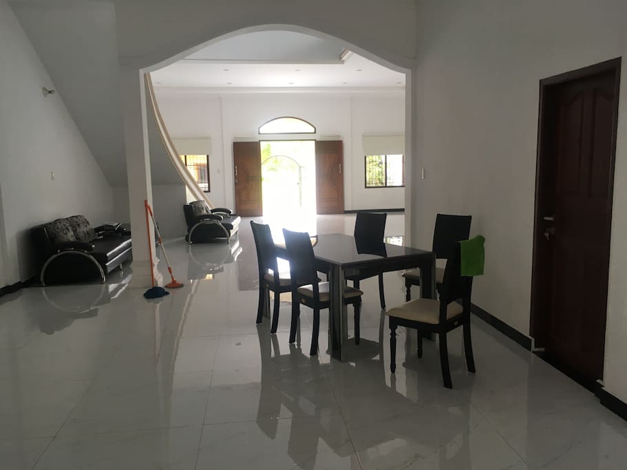 dining area 1st floor