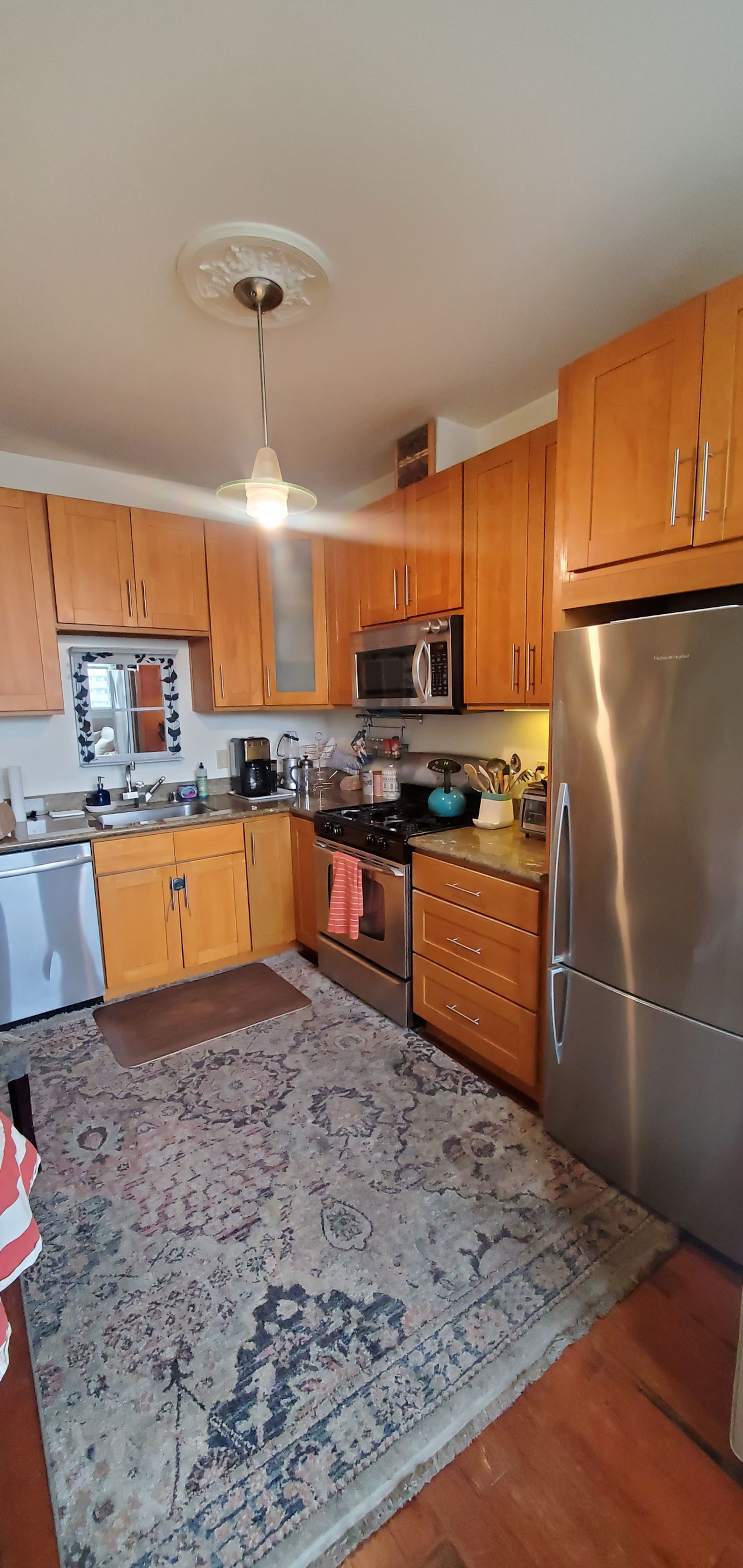 Beautiful Nob Hill Apartment with Perfect Location - Image 23
