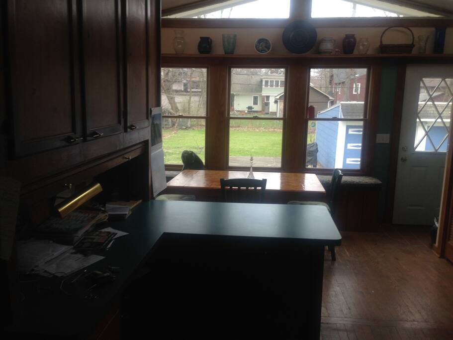 Spacious, modern kitchen, ideal for entertaining.