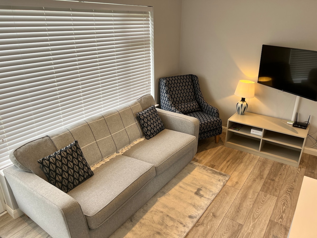 Top Airbnb: Holiday chalet. Fully refurbished. Close to beach in Mundesley
