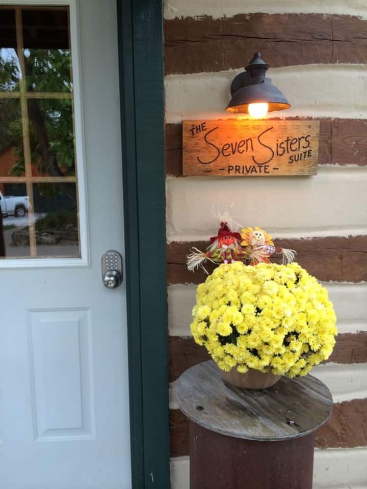 Top 11 PetFriendly Cabins In Galena, Illinois Updated 2024 Trip101