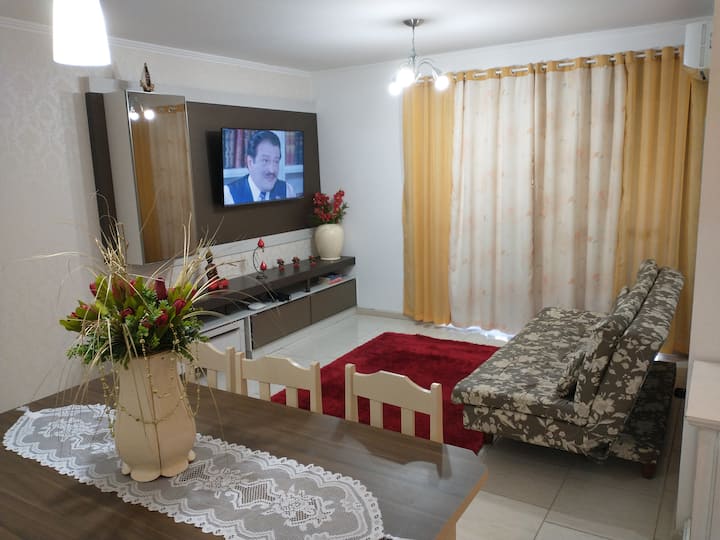 Apto Em Itapema Próximo Ao Mar Com Dois Quartos - Itapema