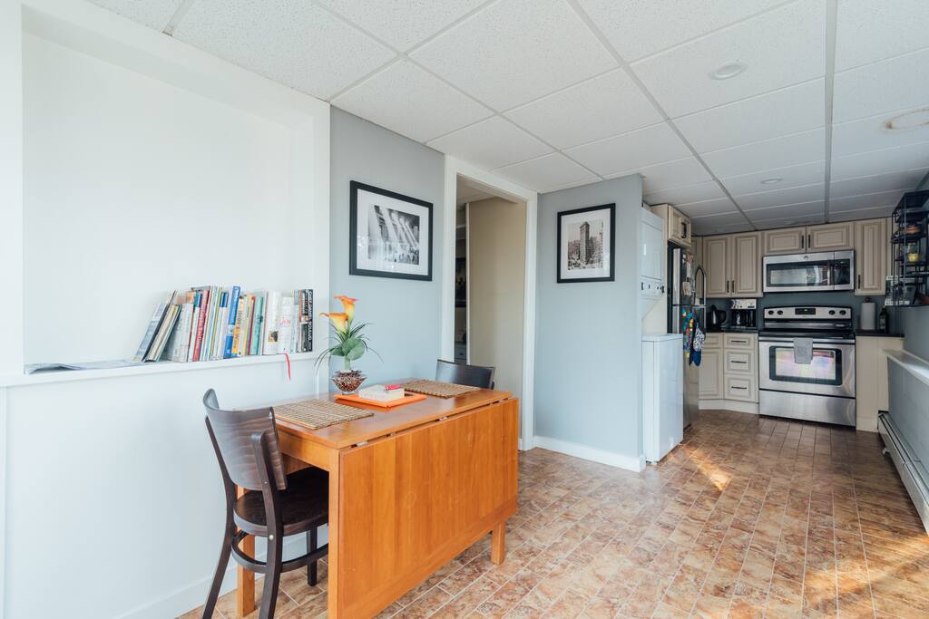 View as you enter the apartment.