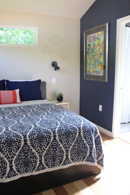comfy queen size bed