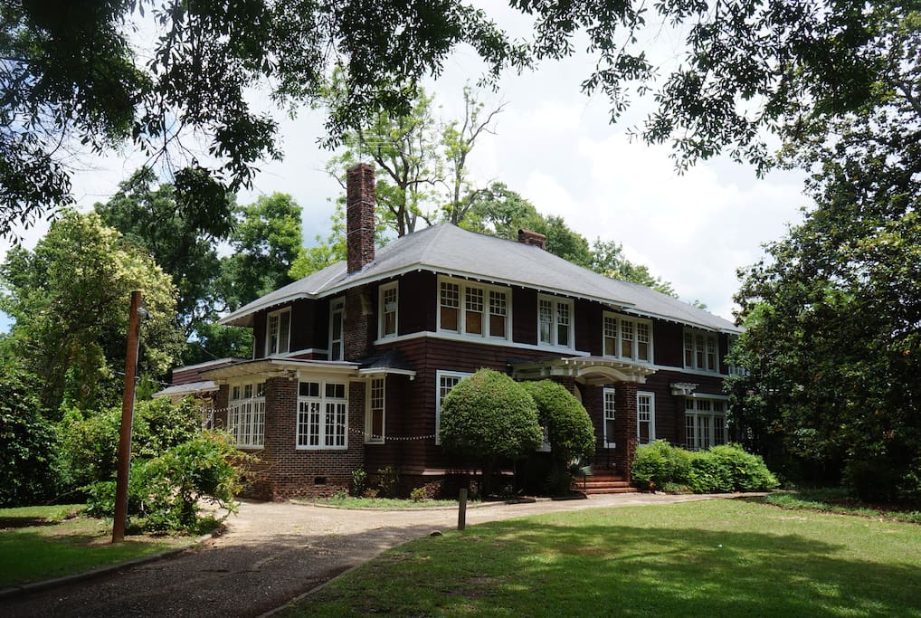The Zelda Suite Houses For Rent In Montgomery Alabama United