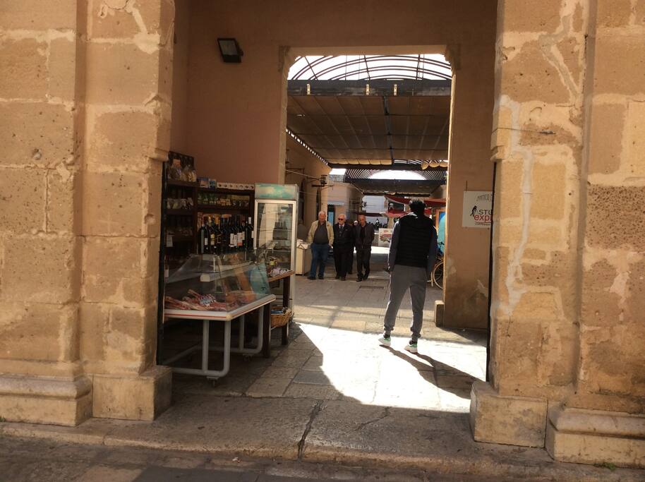 MARSALA > mercato del pesce(fish market )