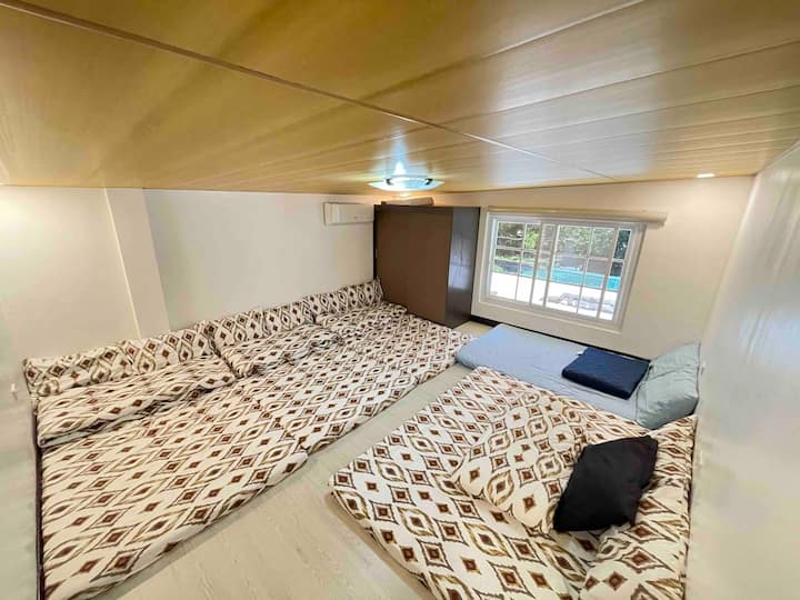 Bedroom 2 - 2nd Floor - Airconditioned 

Can accomodate 12pax