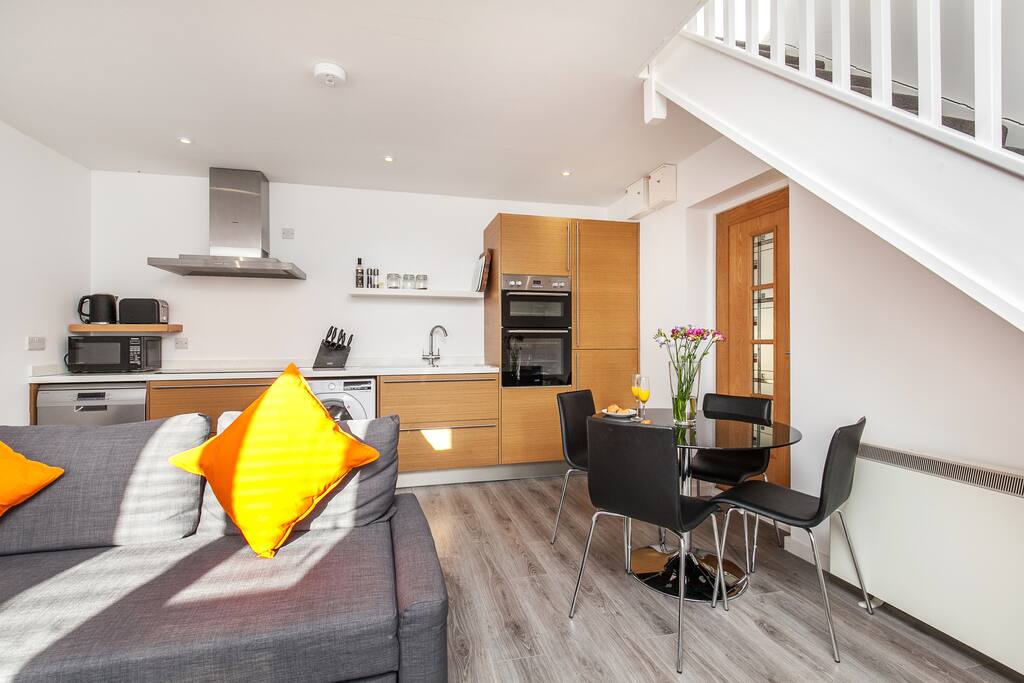 Open Plan Lounge/Dining/Kitchen
