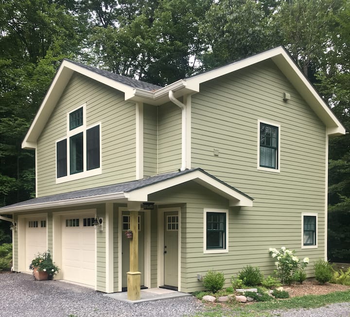 Lake Minnewaska Vacation Rentals & Homes Gardiner, NY Airbnb