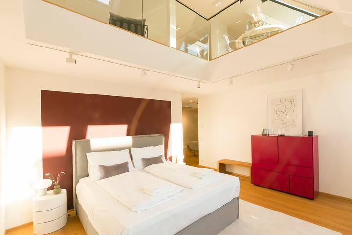 Beautiful Penthouse close to Naschmarkt gallery image 5