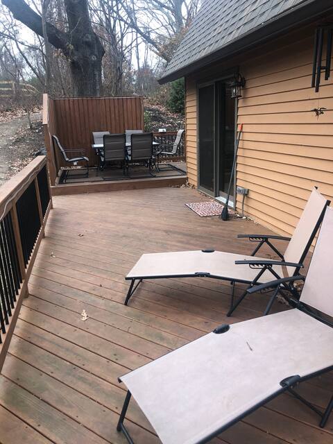 Cabin Home away from Home!  Space to relax!