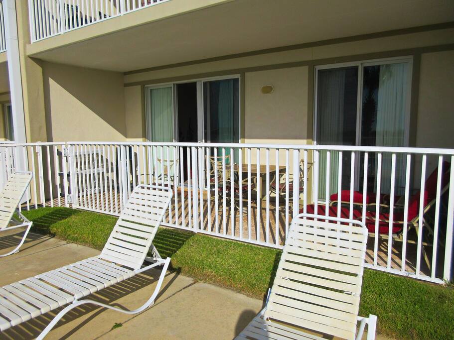 The Inn 104-Patio