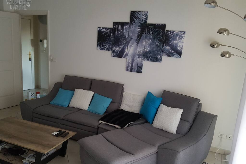 Le Salon