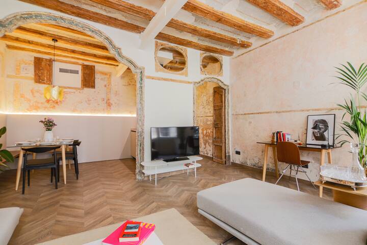 Serviced boutique apartment next to Ramblas gallery image 5