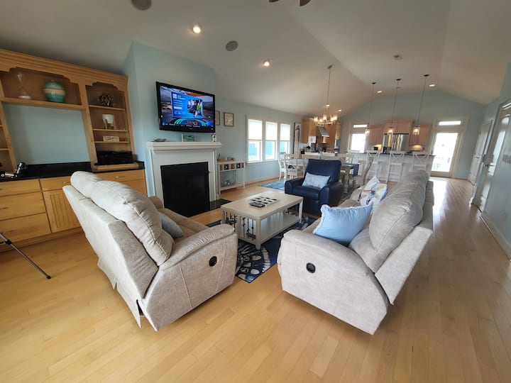 Dockside 5bdr Manteo~rec Room & Pool~dog Friendly - Nags Head, NC