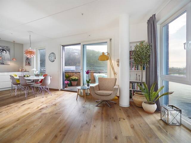 Seaside apartment at Sørenga gallery image 5