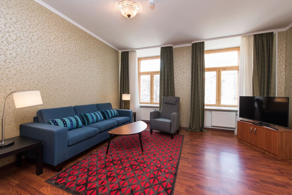 Living room with views on Church Niguliste