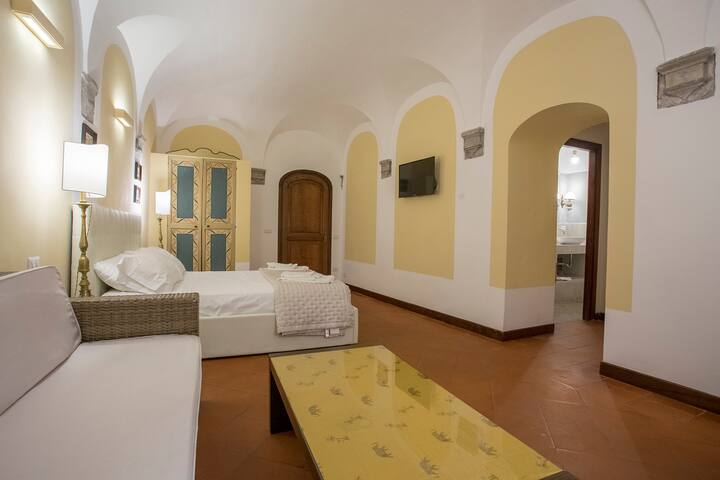 Navona apartment gallery image 2