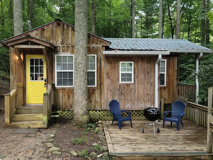 Creekside at the Wolffork Valley Chalet Cabins for Rent in Rabun Gap