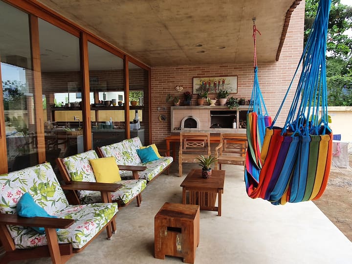 Modern House facing the sea in Jabaquara