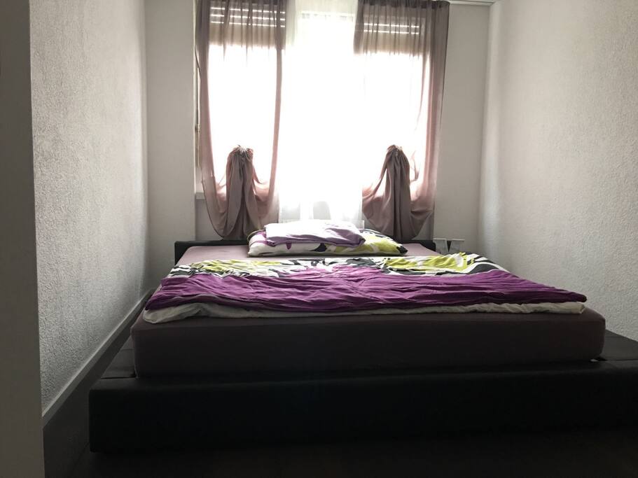 Schlafzimmer / bedroom / chambre à coucher