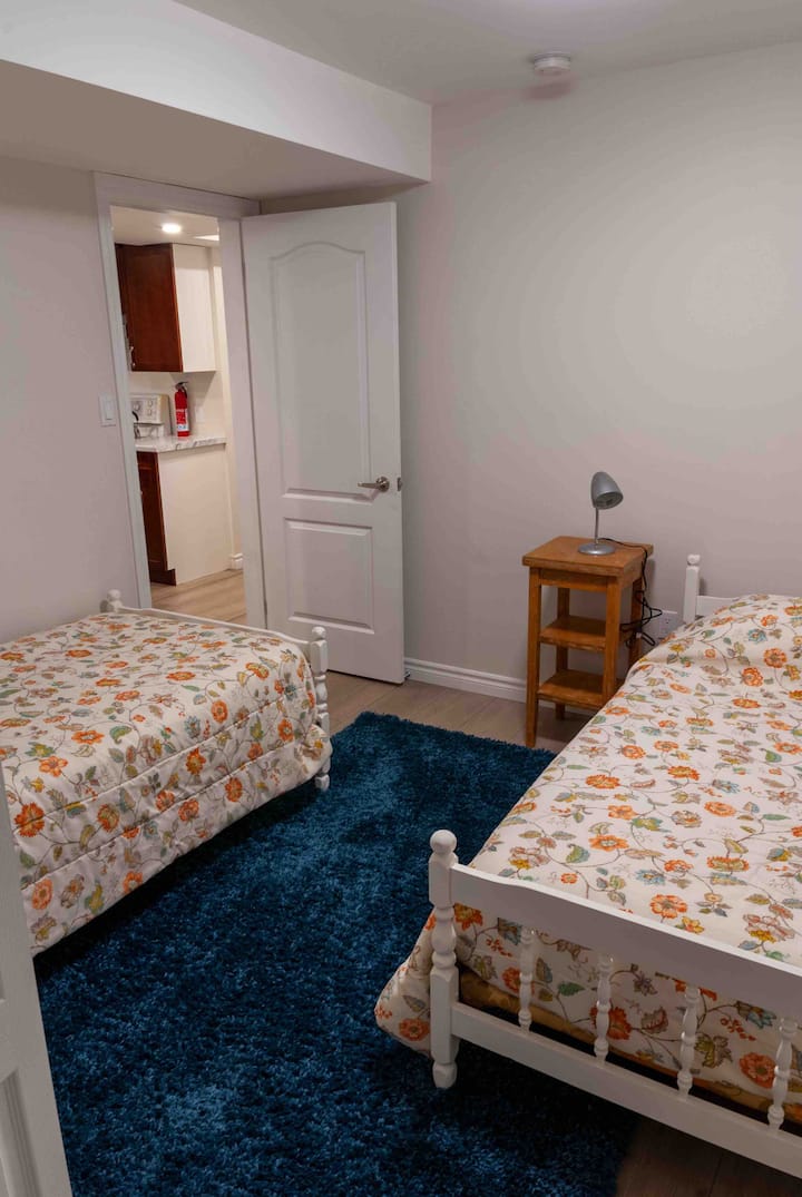 Ორი ორადგილიანი საწოლი