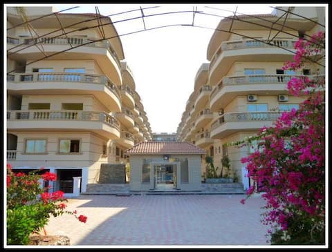 Studio G41 in modern resort with private beach