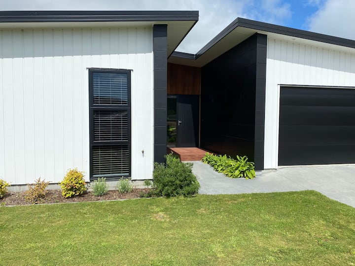Taranaki Vacation Rentals Airbnb