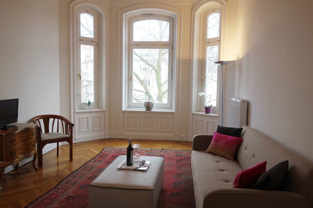 Brandnew sofa (since 3/16)
Neues Sofa seit 3/16